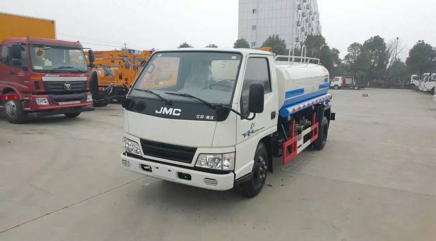 江鈴順達5方<a href=http://qmmq.net.cn/ssc target=_blank class=infotextkey>灑水車</a>